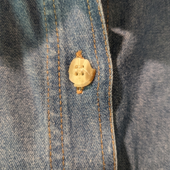 Andrew's Jeans brand denim long sleeves button down top. - Picture 4 of 9